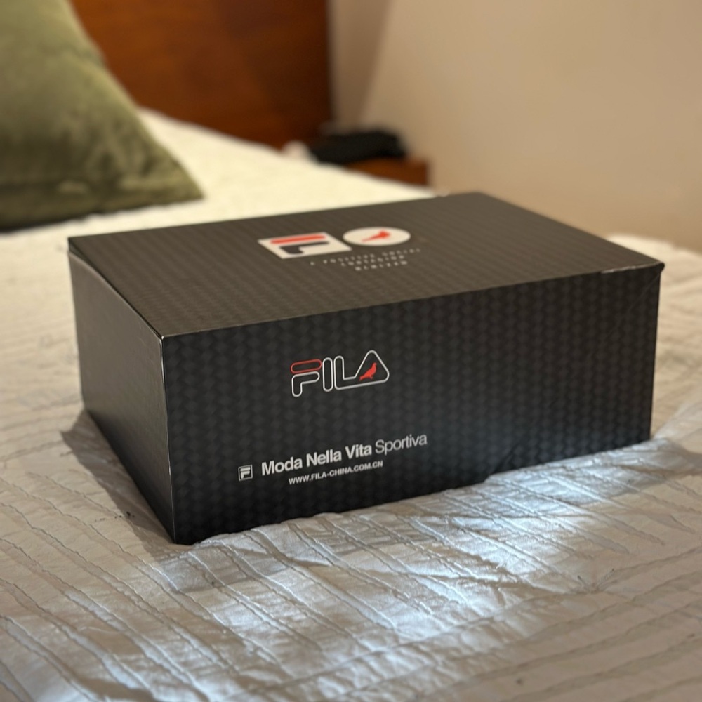 Fila Men's Disruptor II: Staple Pigeon collab limited edition - Picture 7 of 13